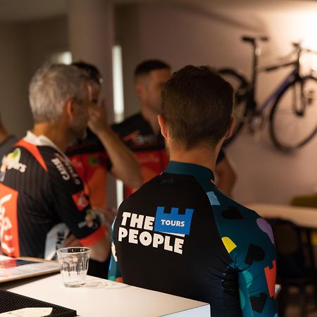 The People - Tours Hotel Buitenkant foto